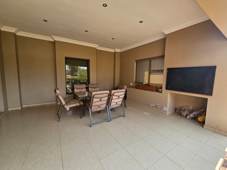 3 Bedroom Property for Sale in The Islands Estates North West